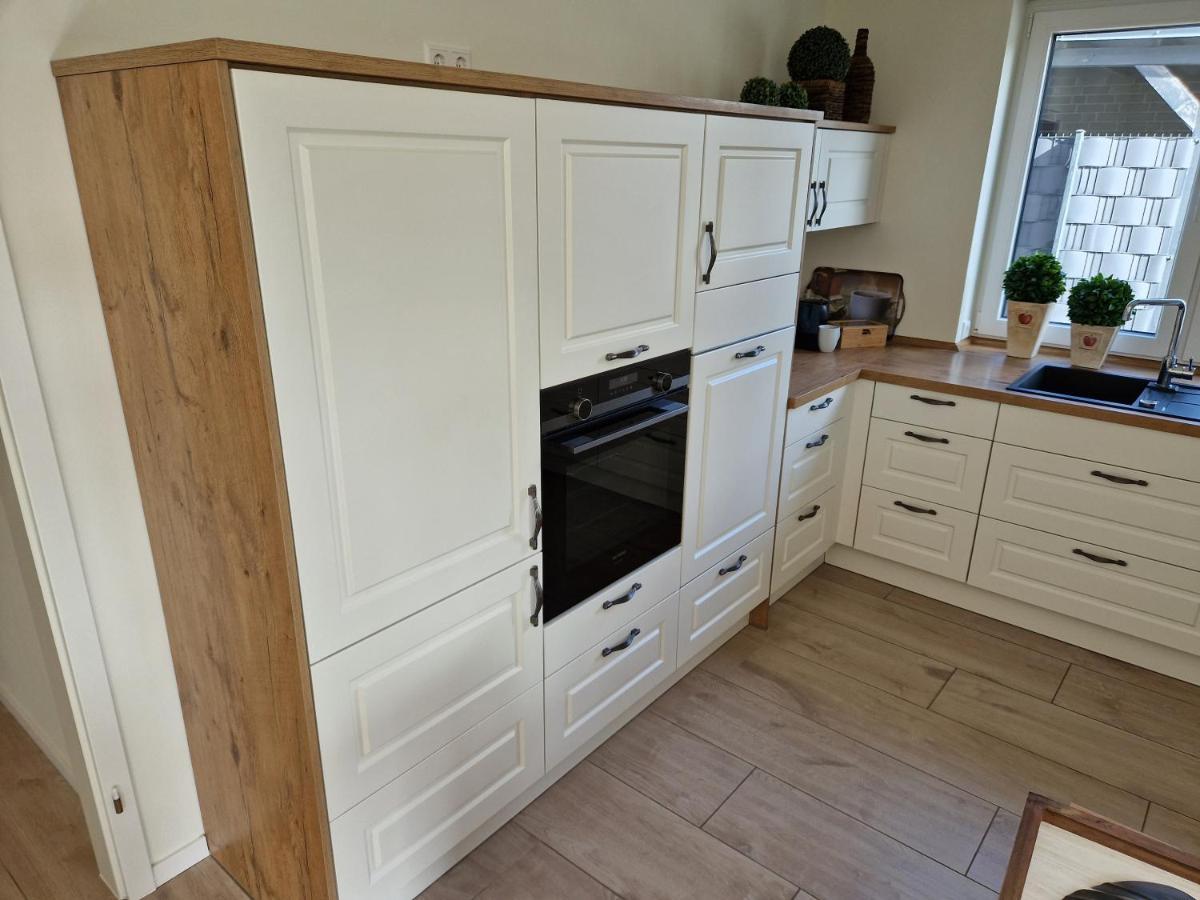 Nahe Meyer Werft In Ostfriesland Mit Kueche & Netflix Apartament